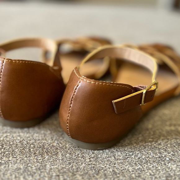 Madden Girl Tan Strappy Sandals - Picture 4 of 5